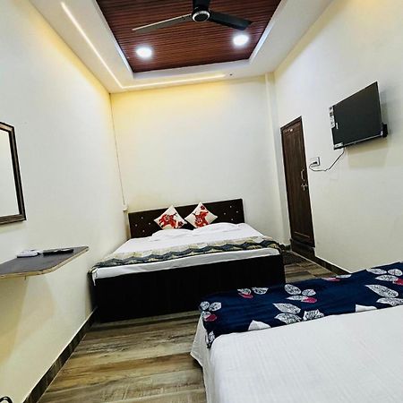 Hotel Shreenidhi Comfort Stay Ujjain Extérieur photo