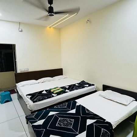 Hotel Shreenidhi Comfort Stay Ujjain Extérieur photo