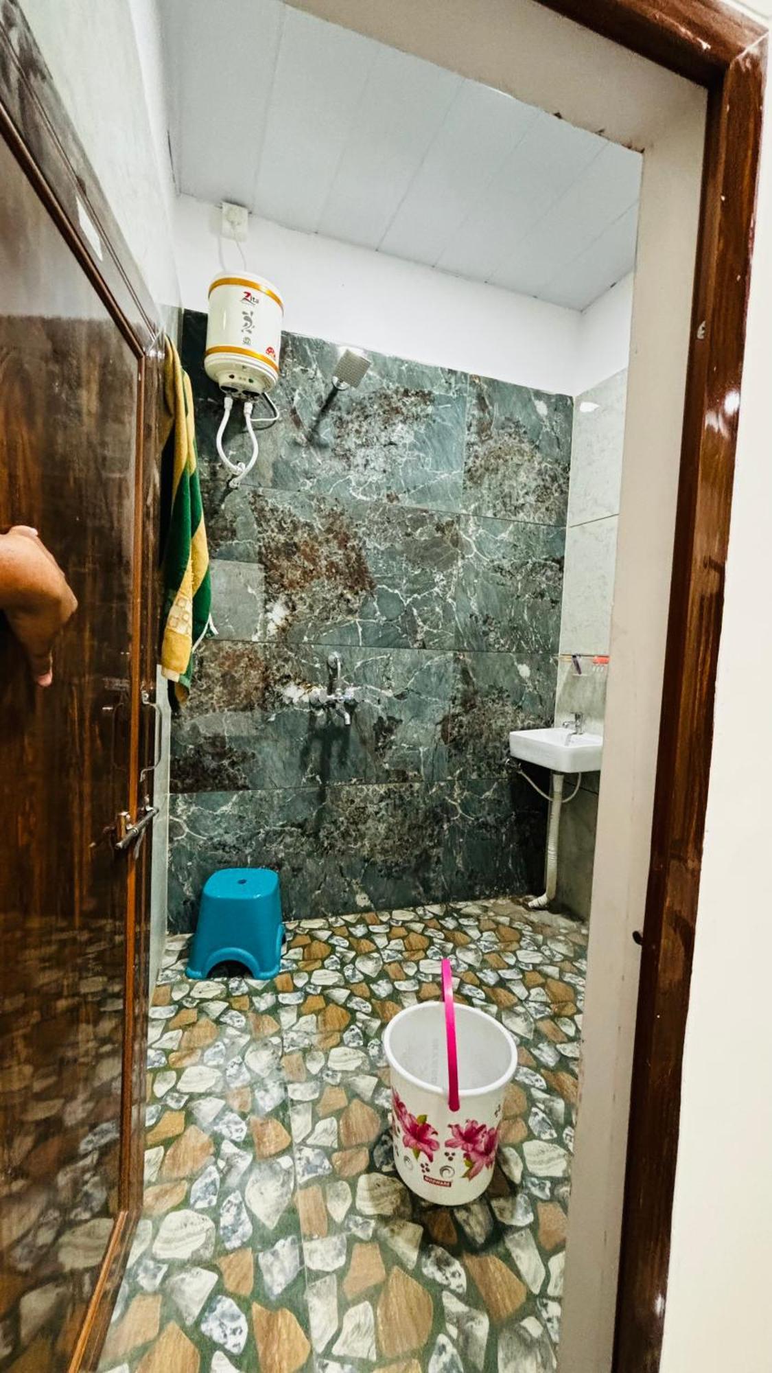 Hotel Shreenidhi Comfort Stay Ujjain Extérieur photo